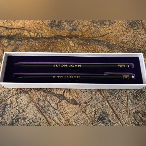Elton John Farewell Yellow Brick Road Tour VIP Fan Club Pen Pencil Set NIB - Picture 3 of 7